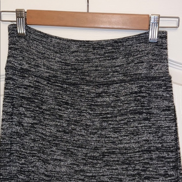 Aritzia Wilfred Free Shields Skirt - Picture 4 of 5